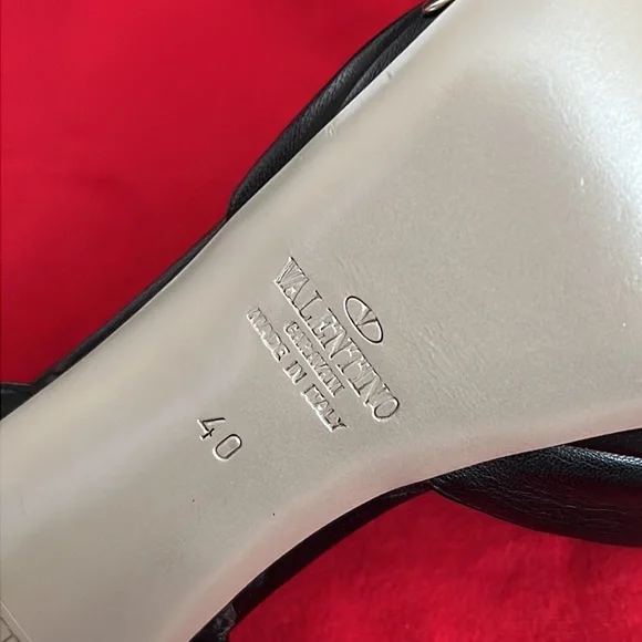 “Rare”Valentino Garavani rosette studded platform heels - Picture 7 of 7